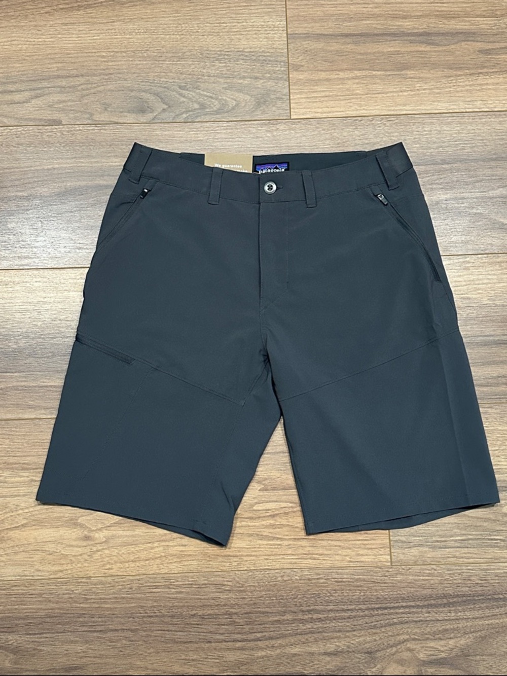 NEW Patagonia Terravia Trail Shorts 10” in Forge Grey Size 31